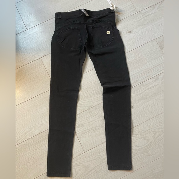 Freddy WR.UP shaping effect. Mid rise. Skinny jean - Picture 7 of 10